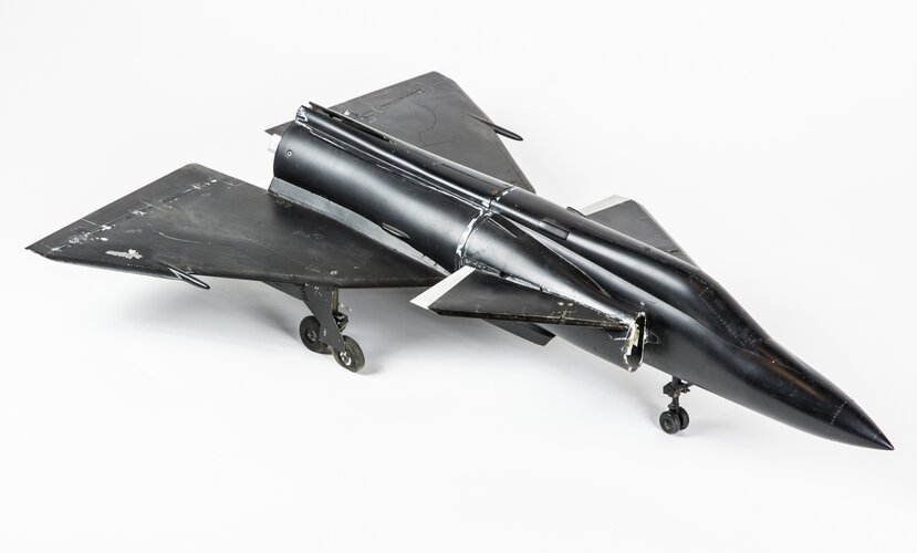 Saab_37_Viggen_Wind_tunnel_model_0011.jpg