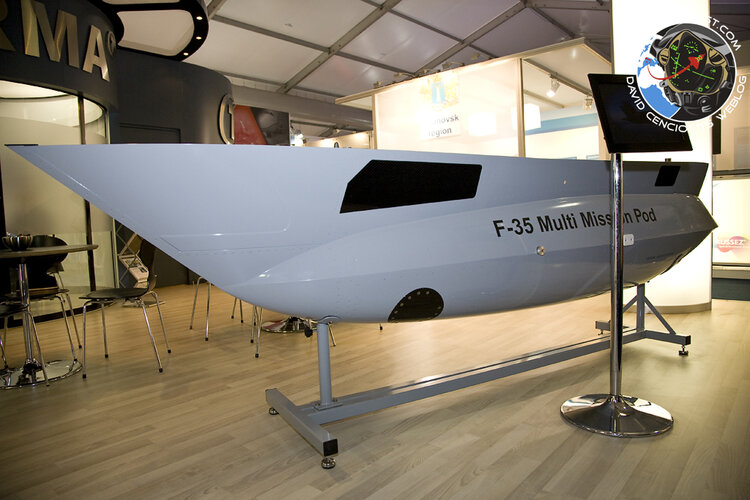 Terma F-35 multimission pod 1.jpg