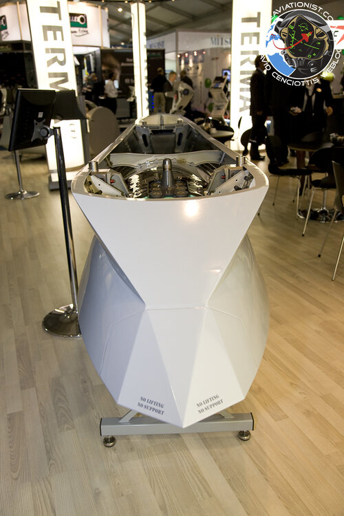 Terma F-35 multimission pod 2.jpg