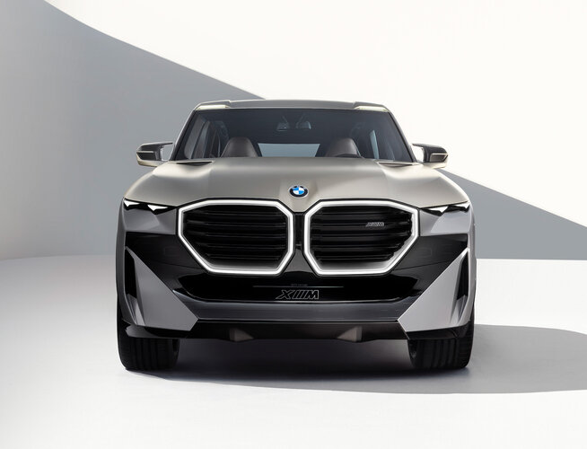 BMW-Concept-XM-00003.jpg