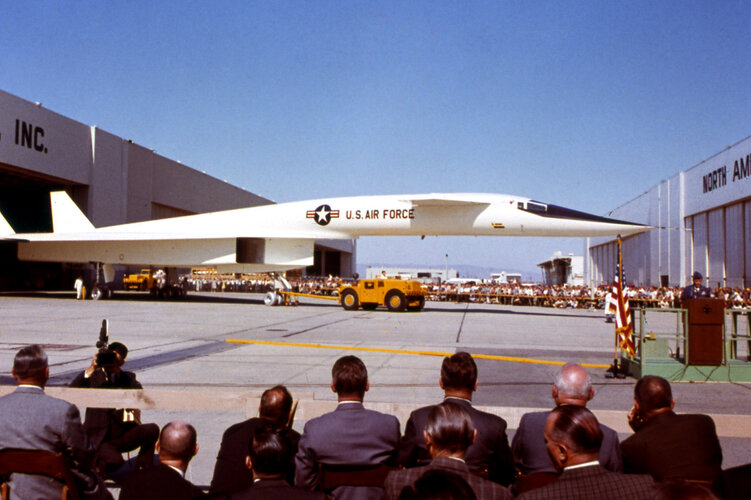rollout-of-xb-70-at-palmdale copy.jpg