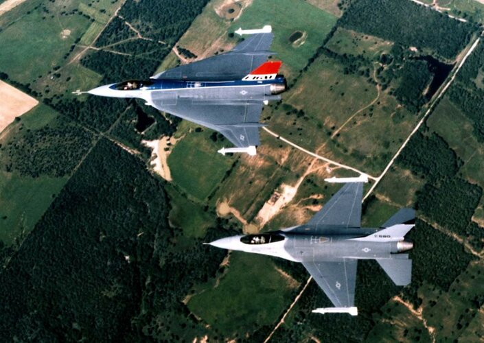 F-16_and_F-16XL_aerial_top_down_view.jpg