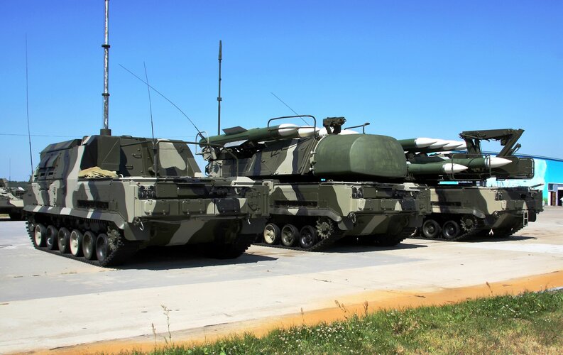 1920px-Buk-M1-2_air_defence_system_in_2010.jpg