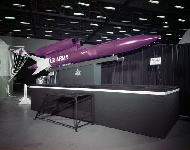 zNAA Unknown Missile Mockup GBalzer Coll.jpg