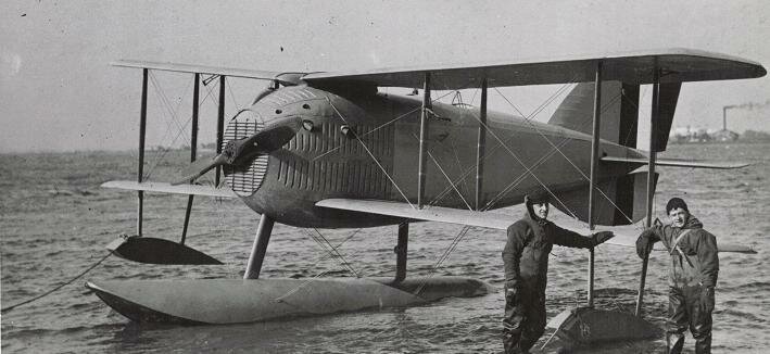 22 Curtiss H-a fighter seaplane with Liberty engine, 1918 r.JPG