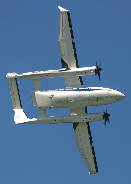 Sukhoi_Su-80_at_MAKS-2005_airshow.jpg