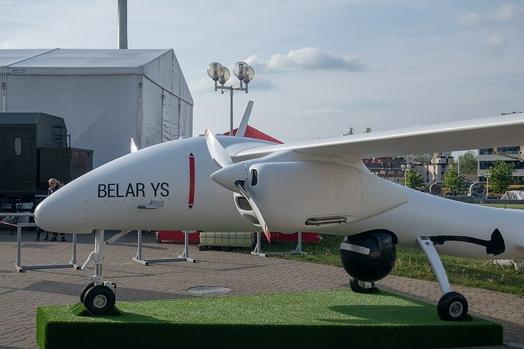 1024px-UAV_at_Milex_2019_(Minsk,_Belarus)_—_БПЛА_на_выставке_Milex_2019_(Минск,_Беларусь)_-_x0...jpg