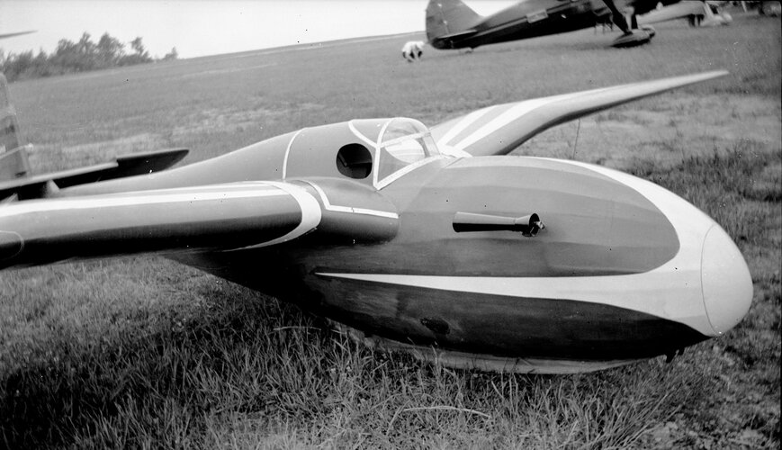 1937 BRonius Oškinis BrO-4 Ruta (Ruth) aerobatic glider LY-RUTA   Elmira NY 1937 002.jpg