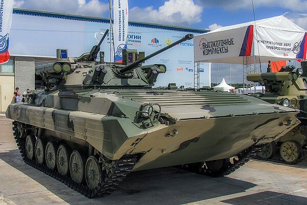 BMP-2M with Berezhok Turret.jpg