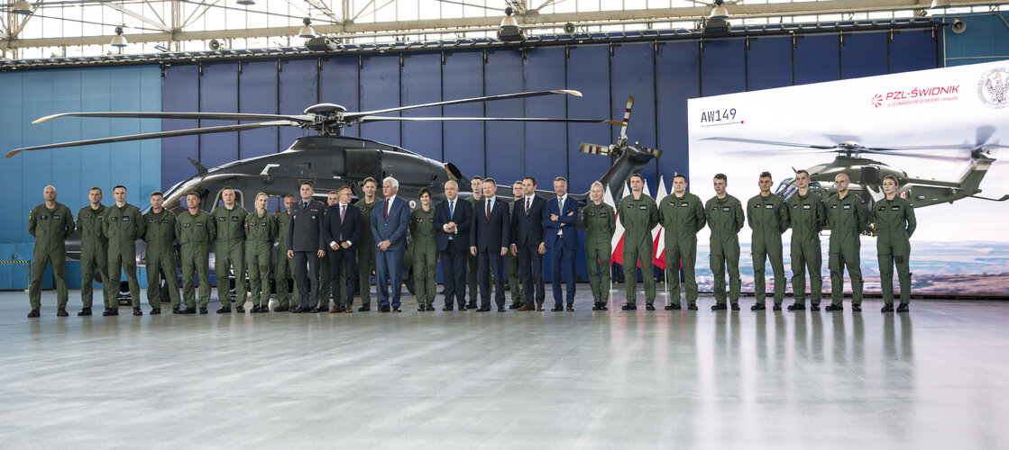 Polish MoD AW149 contract.jpg