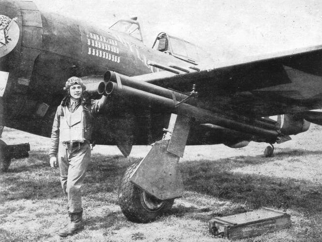 P-47D_rockets.jpg