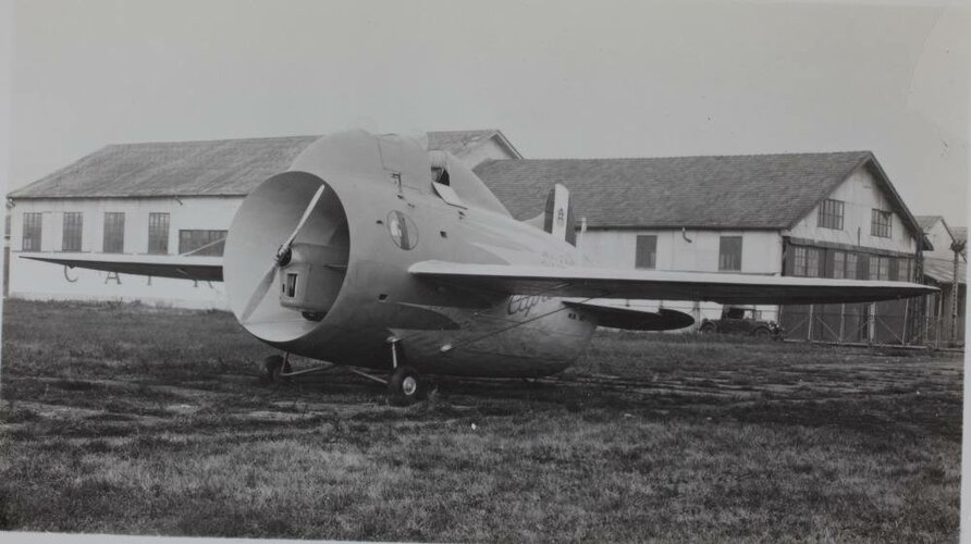 Italy Caproni Stipa annular venturi fuselage (1932).jpg