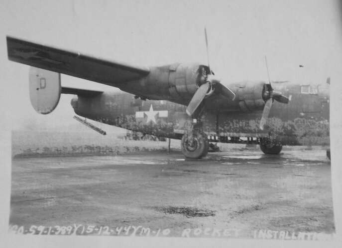 b24  rocket_01.JPG