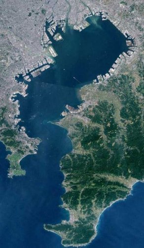 349px-Tokyobay_landsat.jpg