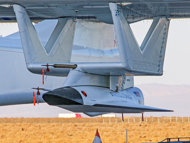 Stratolaunch_20.jpg