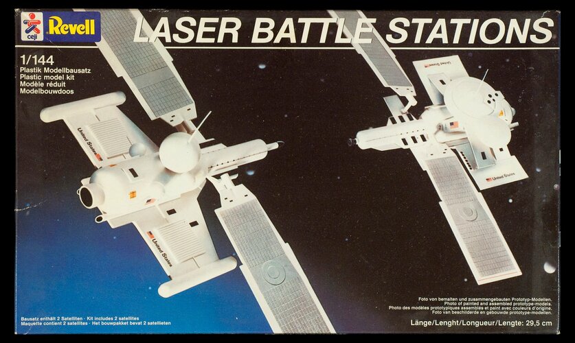 Revell_Laser Battle Stations_W120309.jpg