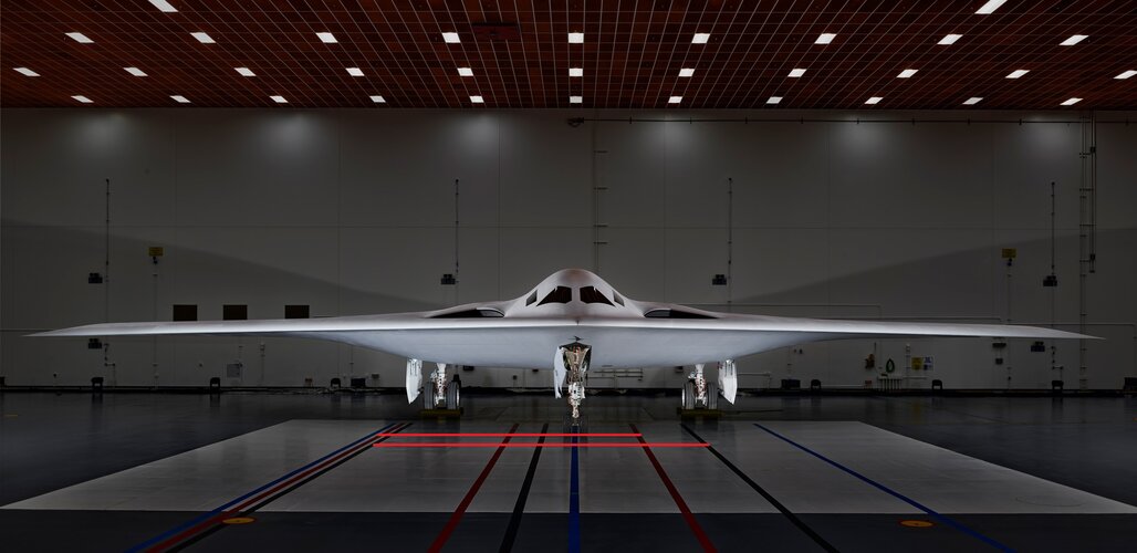 B21-Bomber hangar lines.jpg