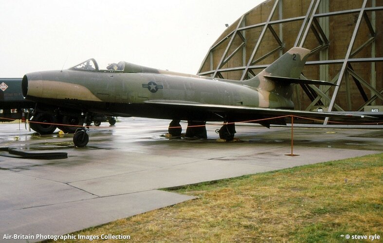 USAF Mystère IVA (2) of BDRT at RAF Lakenheath (12 July 1986).jpg
