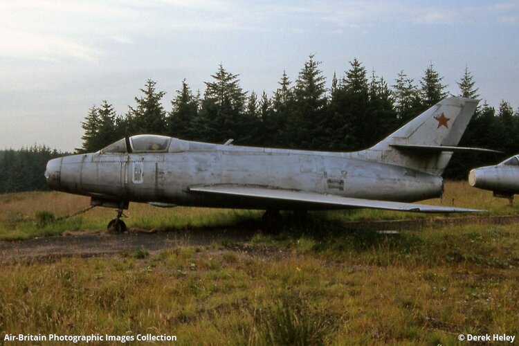 UK Ministry of Defence Mystère IVA (180) at Spadeadam Ranges (20 July 1989).jpg