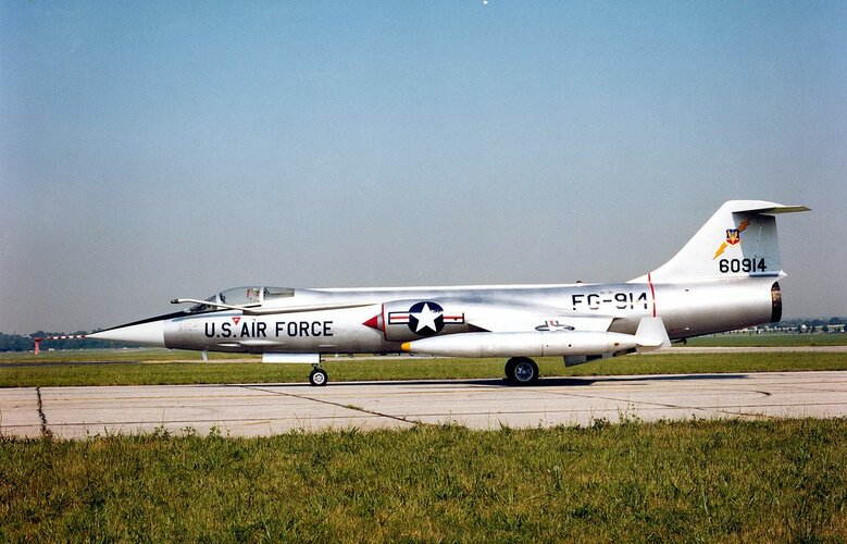 Lockheed_F-104C_Starfighter_USAF.jpg