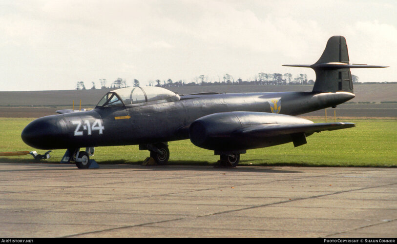 Gloster Meteor NF.14 (Z-14, WS760) at Duxford use in TV film 'The Aerodrome' (17 October 1982).jpg