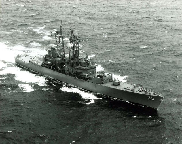 USS Truxtun DLGN 35 June 1970.jpg