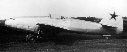 yakovlev_yak15(rd10)_01.jpg