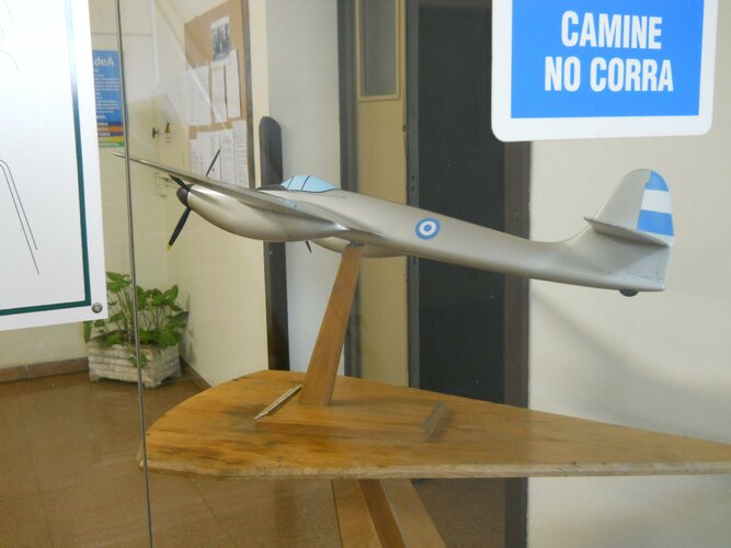 FMA IA-30 Ñamcú Maqueta 09.JPG