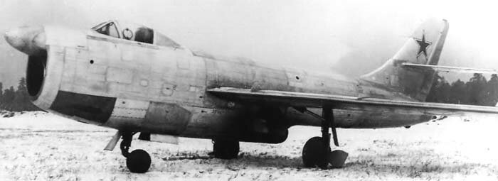 Su-15 aircraft P 1948.jpg