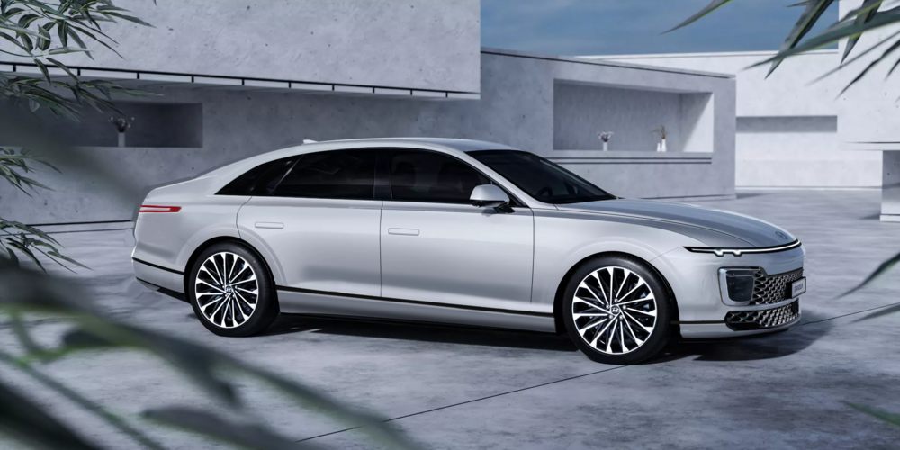 Hyundai-Grandeur-00001.png