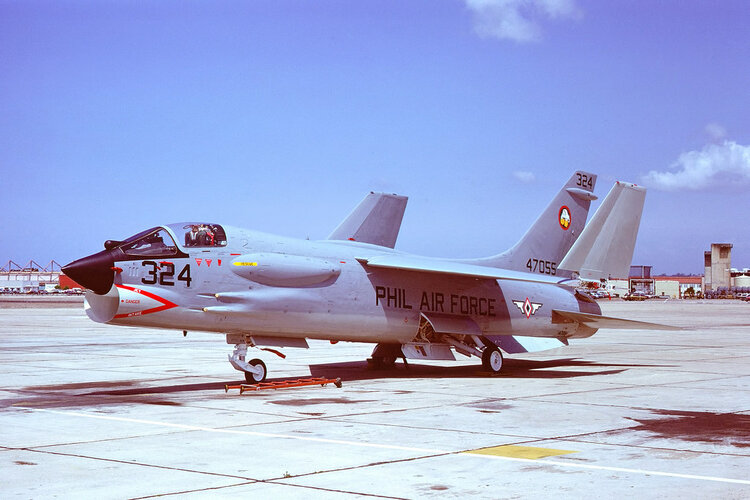 Phil F-8P (147055, former F-8D upgraded to F-8H) of 7th TFS at NAS North Island (18 April 1979).jpg