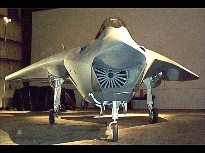joint-strike-fighter-full-scale-mockup.jpg