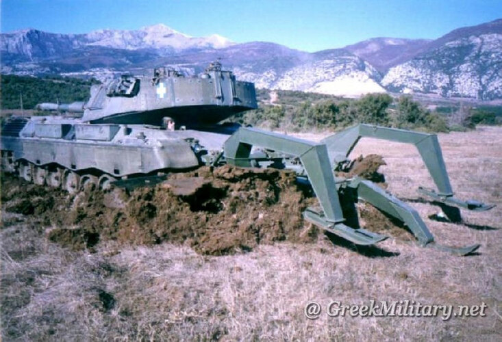 Greek Army Leopard 1 V mine plou_01.jpg