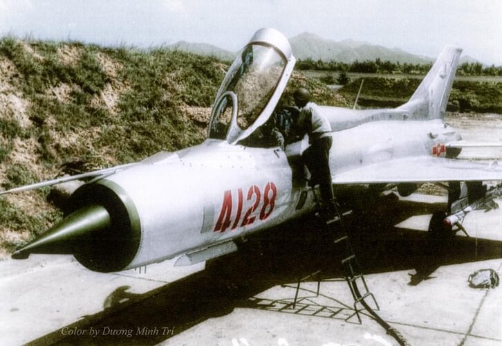 VPAF MiG-21PFL (4128 red) on ground (note strange missile).jpeg