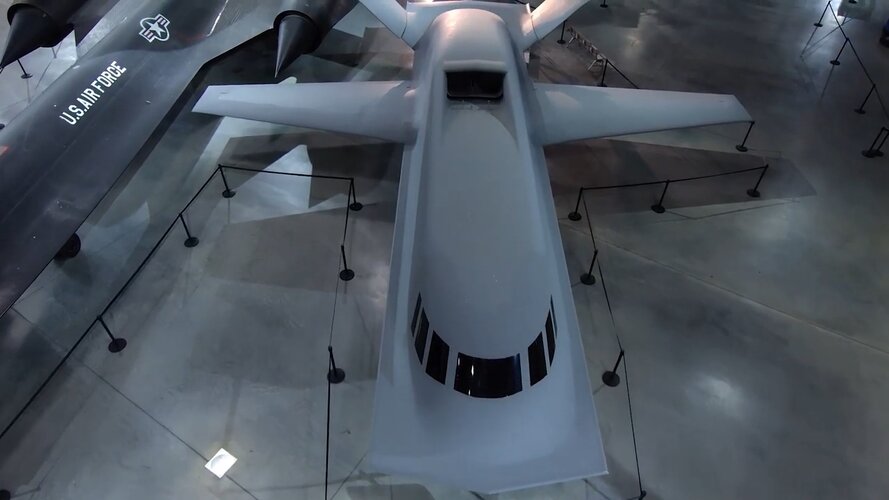 Stealthy Highlights at the National Museum of the U.S. Air Force.mp4_snapshot_04.20_[2023.06.1...jpg