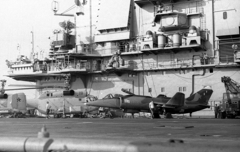 Soviet Navy Yak-38M (83 yellow) on Tbilissi deck (2).jpg