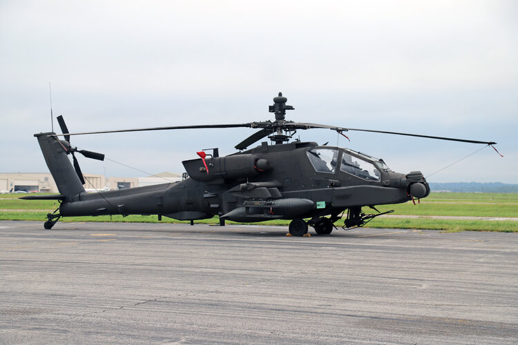 z21-03400 AH-64E - 03.jpg