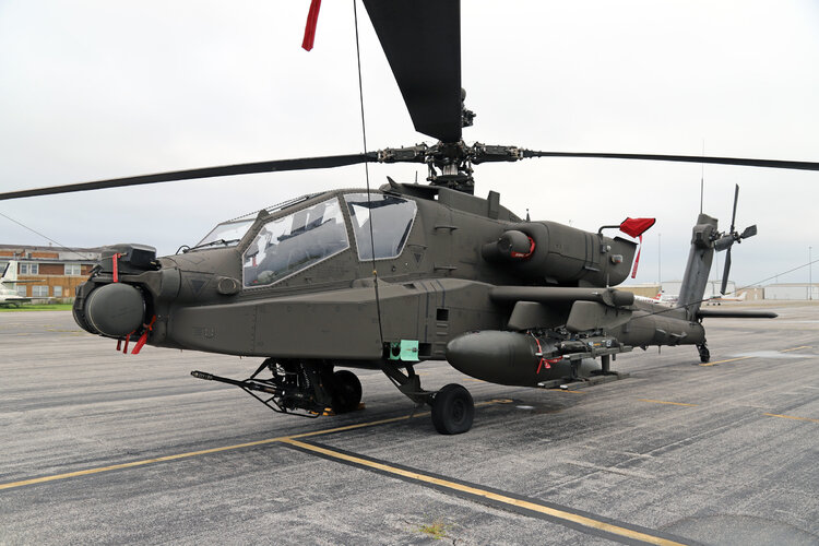 z21-03400 AH-64E - 10.jpg