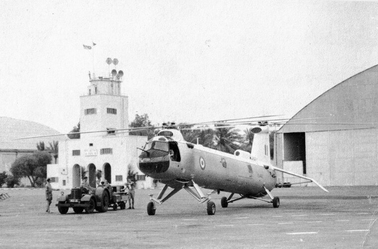XG452, Belvedere HC.2, RAF, @ 1961.jpg