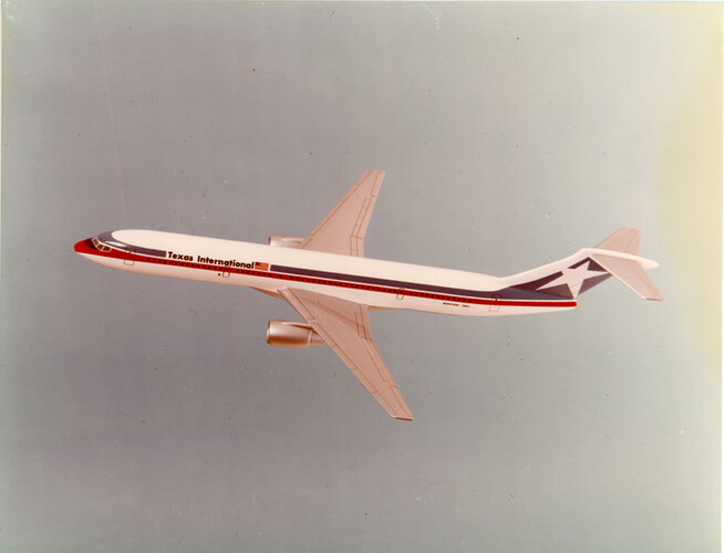 757 T-Tail Concept Texas International Colors-a.jpg