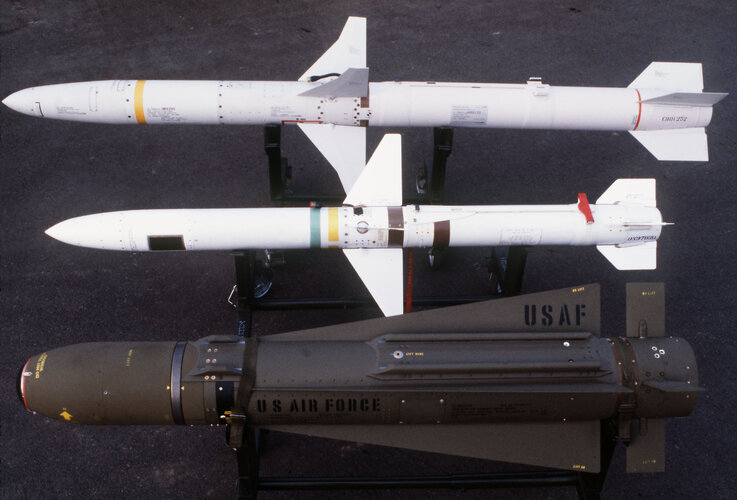 AGM-88_AGM-45_and_AGM-65.jpg