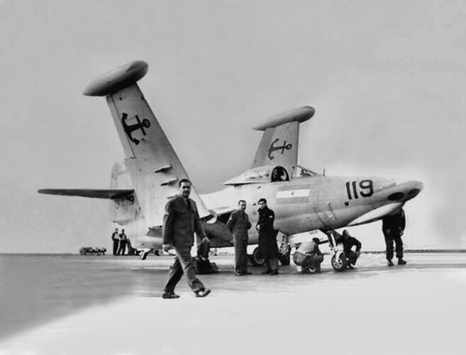 Argentine Navy F9F-2B (3-A-119) on ARA Independencia (27 July 1963) (2).jpg