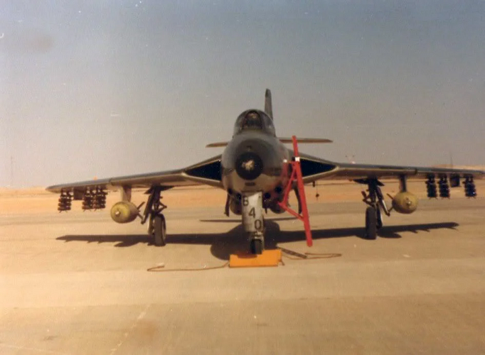 Omani Hunter FGA.73B (840) on ground.png