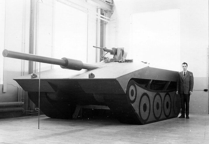 strv103-attrapp-web.jpg
