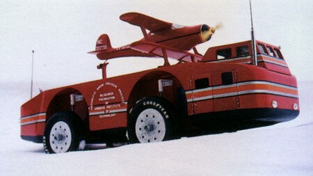 1939_antarctic_snow_cruiser_4.jpg