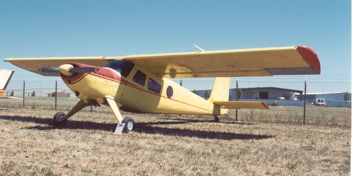 Helio H-391B Courier.jpg