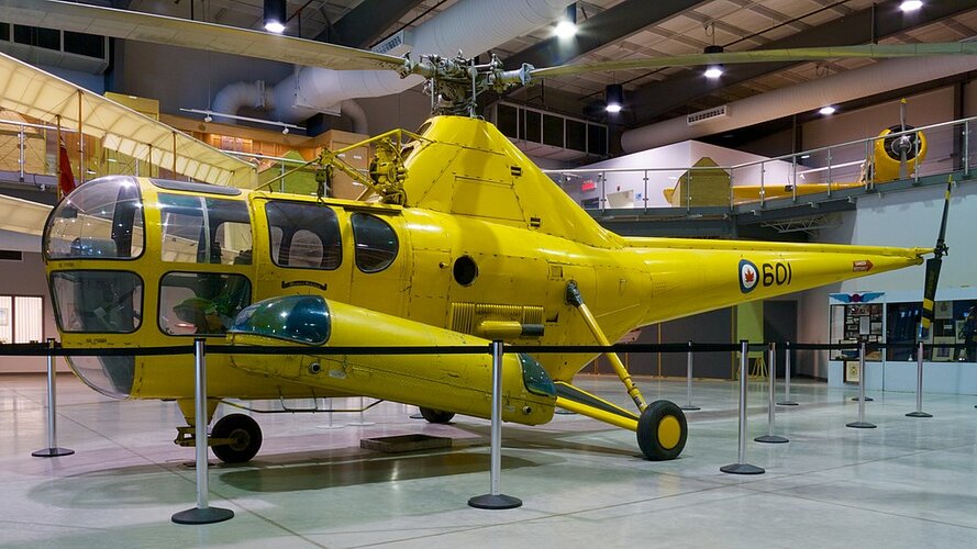 dr1-Royal-Canadian-Air-Force-Sikorsky-H-5-at-the-National-Air-Force-Museum-of-Canada[1].jpg