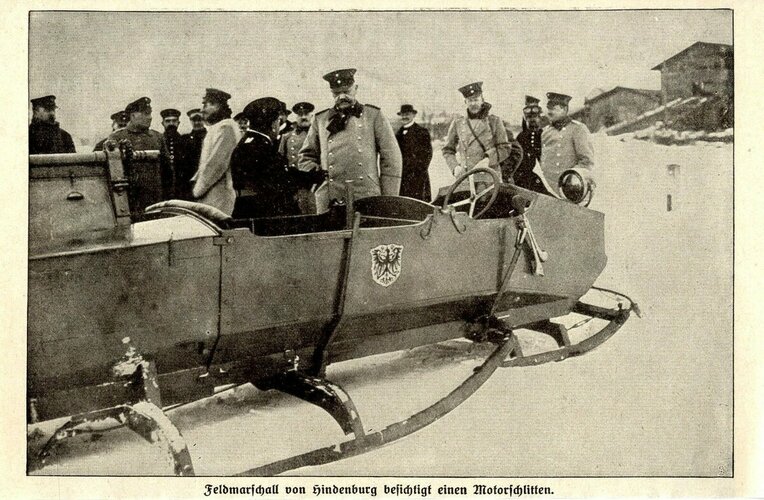 Motorschlitten mit Luftschraubenantrieb (1).jpg