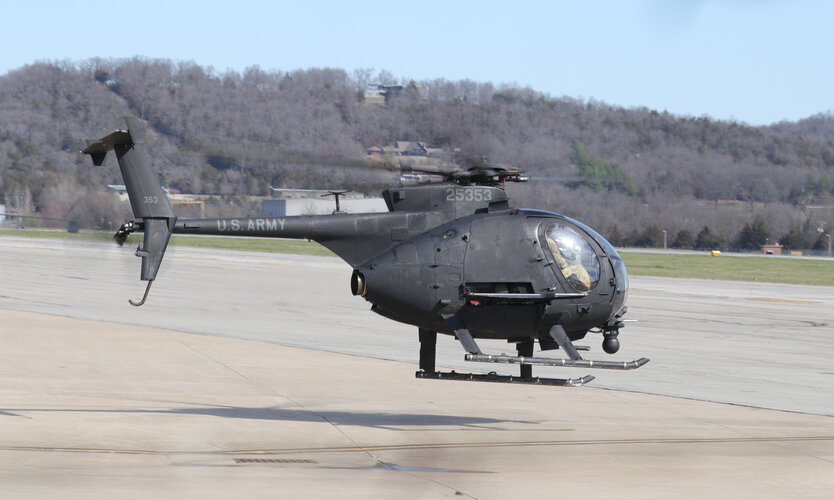 z89-25353 AH-6J - 1.jpg
