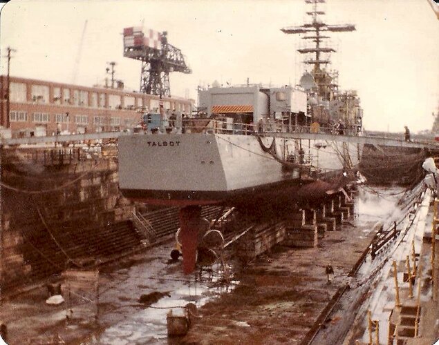 USS Talbot FFG 4 drydock Philadelphia Naval Shipyard 1983 #2.jpg